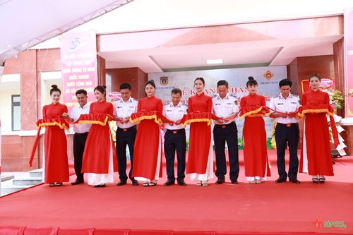 Khánh thành 2 công trình chào mừng kỷ niệm 25 năm Ngày thành lập Lực lượng Cảnh sát biển Việt Nam